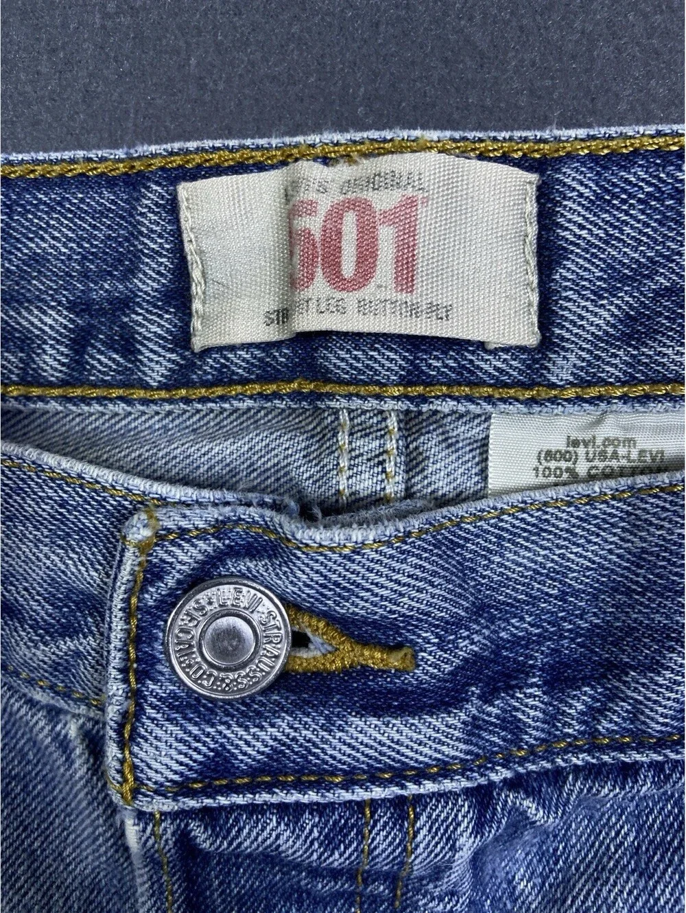 Vtg Levis 501 Jeans Mens 40x31  Blue Light Wash Natural Fade Distressed Egypt